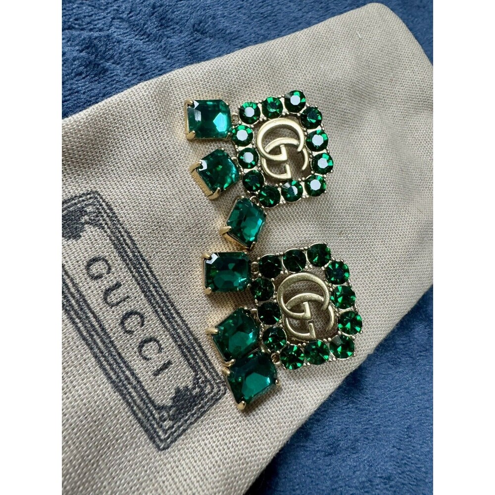 Vintage Gucci Emerald and Gold Drop Earrings with Double G Motif - Picture 13 of 14